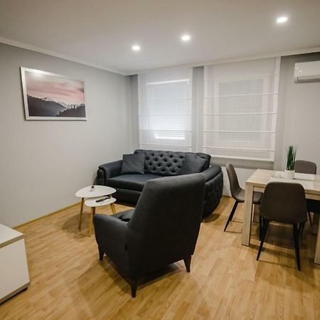 Ferienwohnung Trupl Apartman 5 - Stan Na Dan Brčko Exterior foto